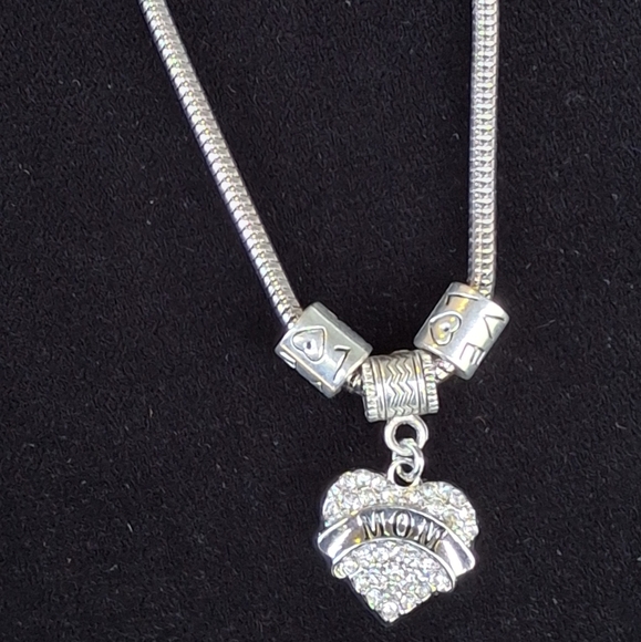 New Rhinestone MOM European Snake Chain Love Charms Bracelet. - Picture 9 of 13